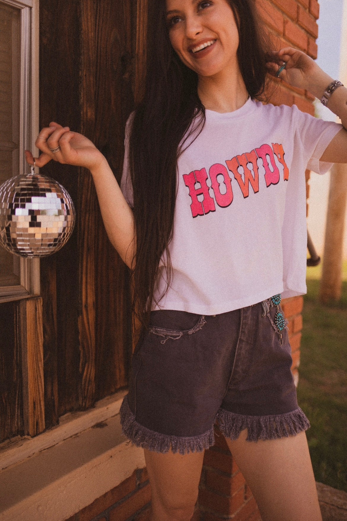 color pop howdy tee