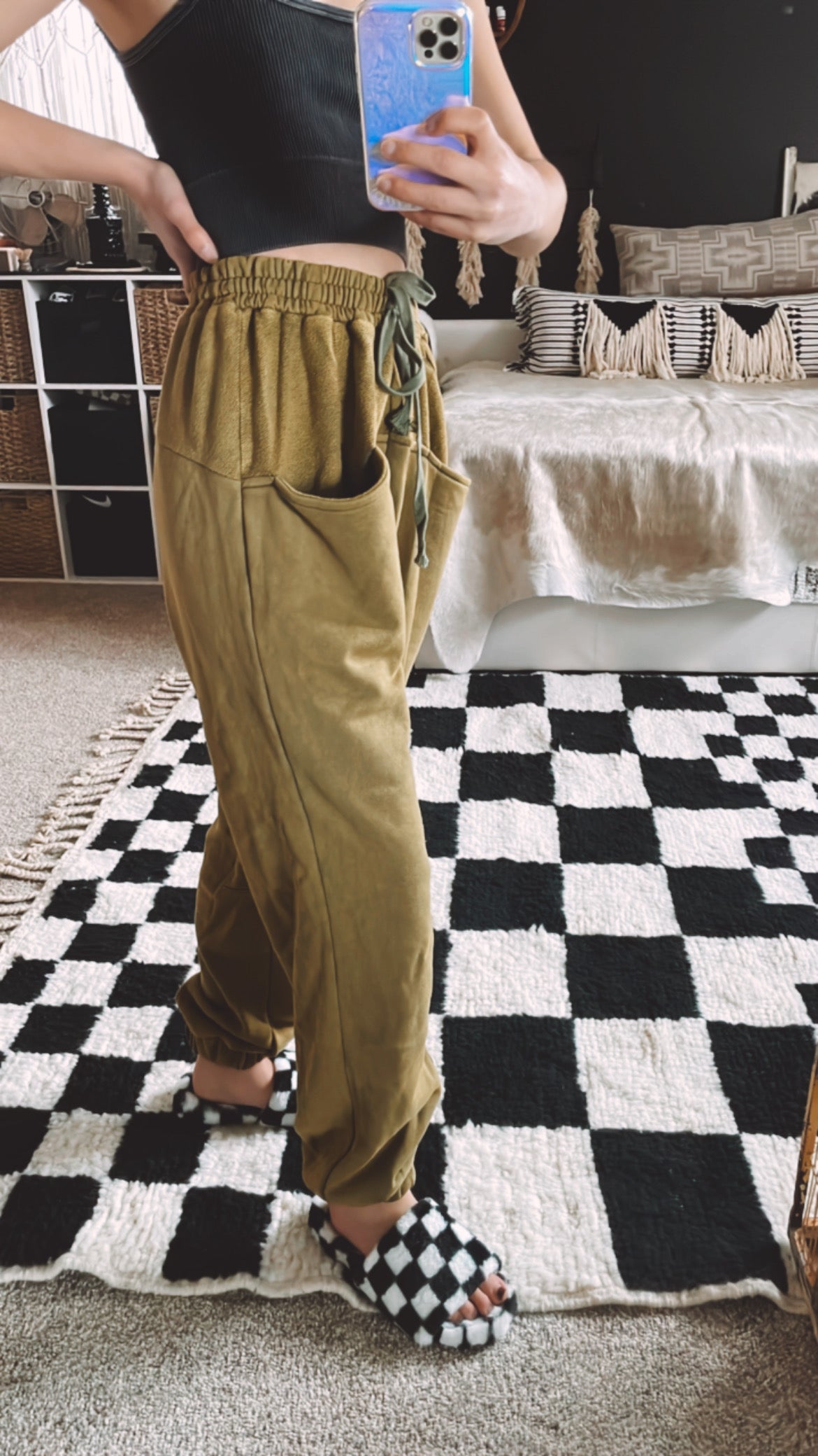 olive jogger