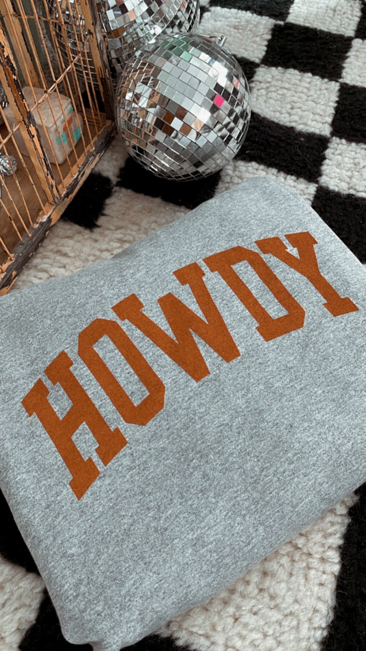 HOWDY sweatshirt