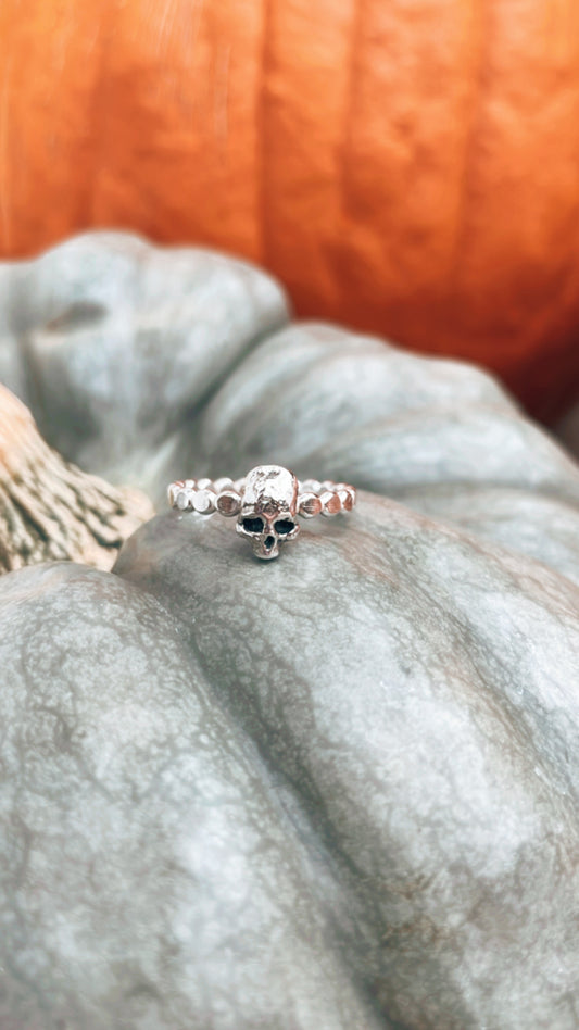 skull ring